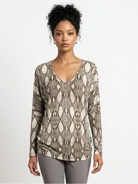 Tommy Bahama Snake Print Top in Gray and Cream